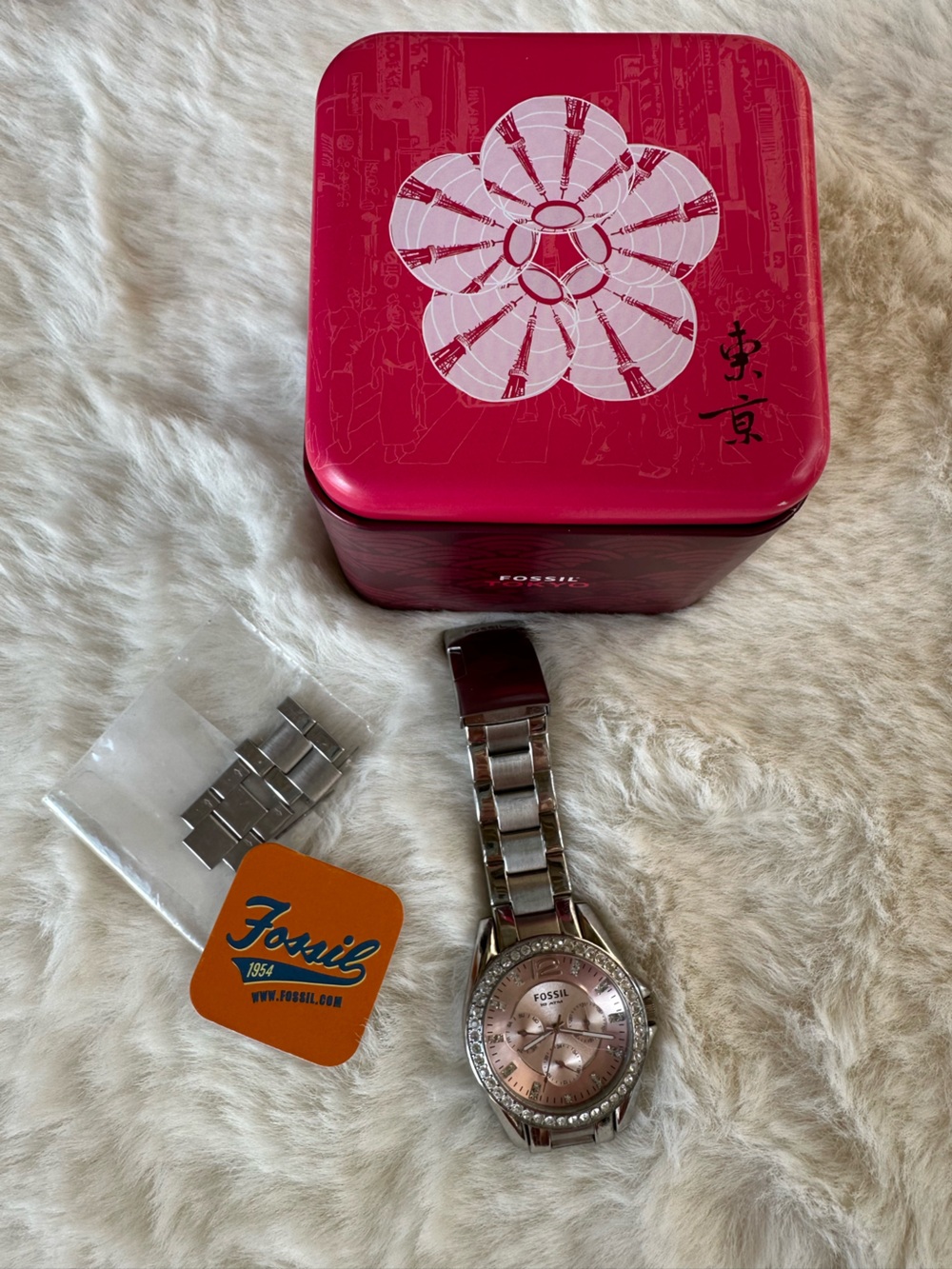 Fossil Silver Bracelet Watch with Pink Sunray Dial and Crystal Bezel